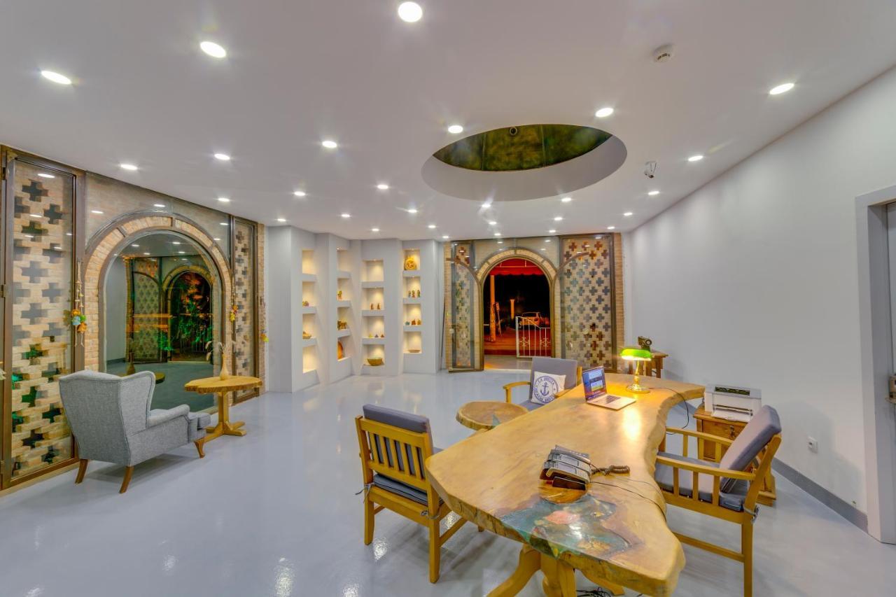 La Brezza Suite & Hotel Акьярлар Экстерьер фото