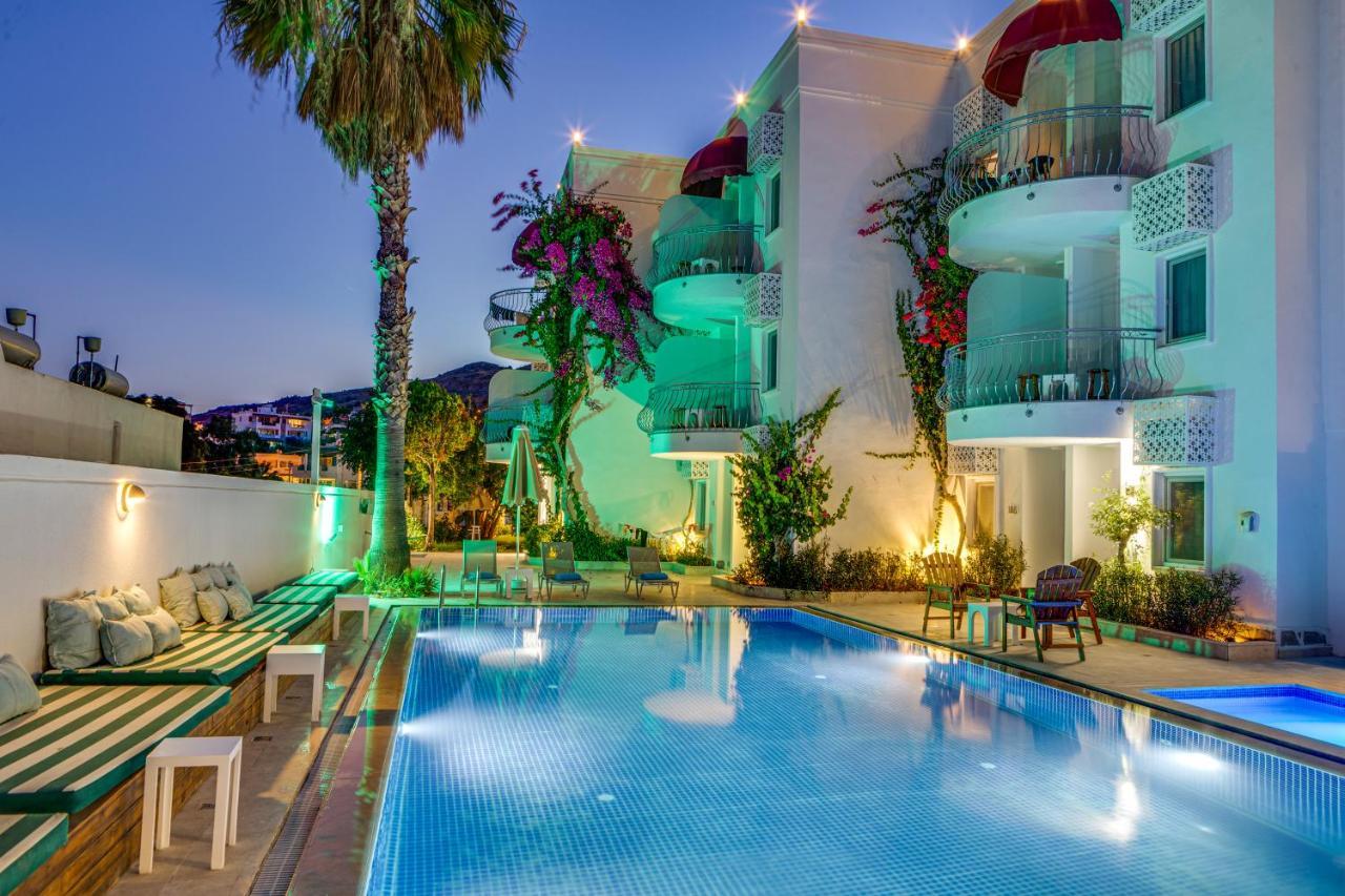 La Brezza Suite & Hotel Акьярлар Экстерьер фото