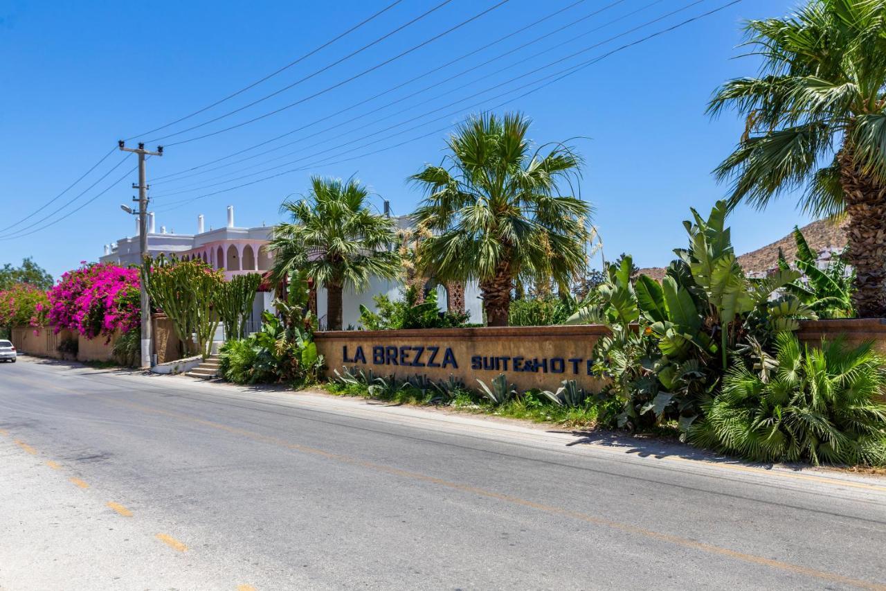 La Brezza Suite & Hotel Акьярлар Экстерьер фото